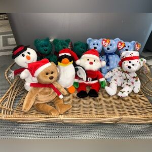 Lot of Ty Beanie Baby-Holiday Christmas Theme